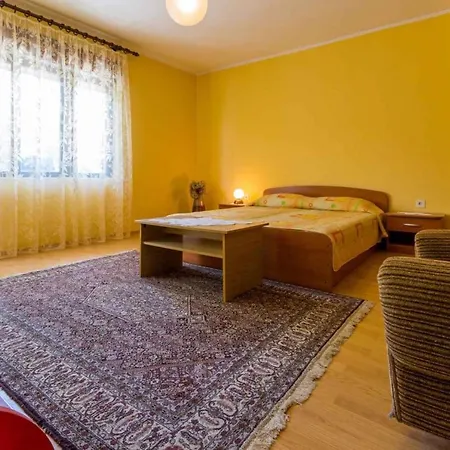 Apartment In Crikvenica 5555